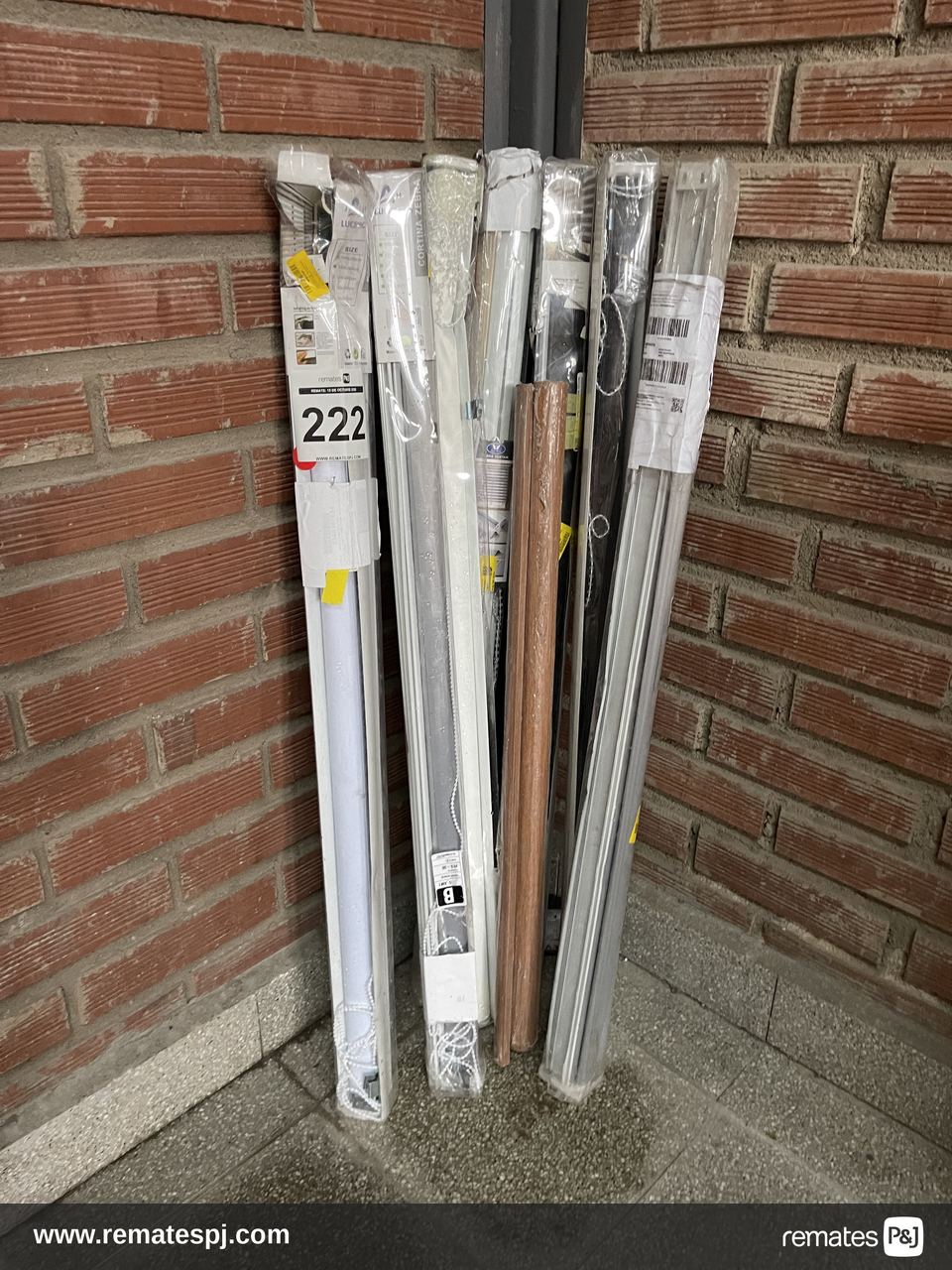 VARIEDAD DE CORTINAS ENRROLLABLES
