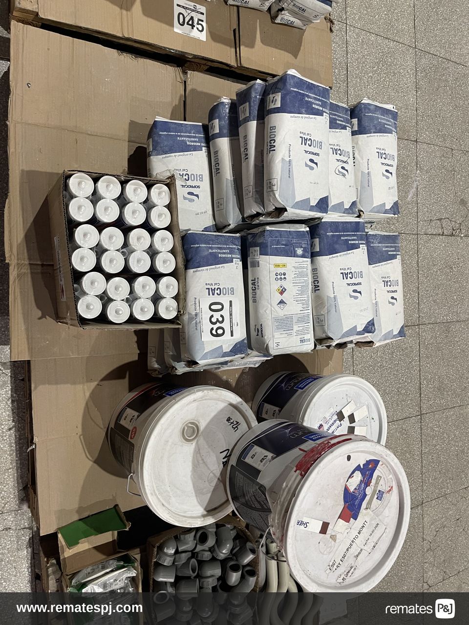PALLET VARIEDAD DE ARTICULOS DE FERRETERIA (Silicona Sellador butílico Tapagoteras 440g Pack x 2 - Biocal - Esmalte de Agua Satin Sherwin Williams (pintura en balde)