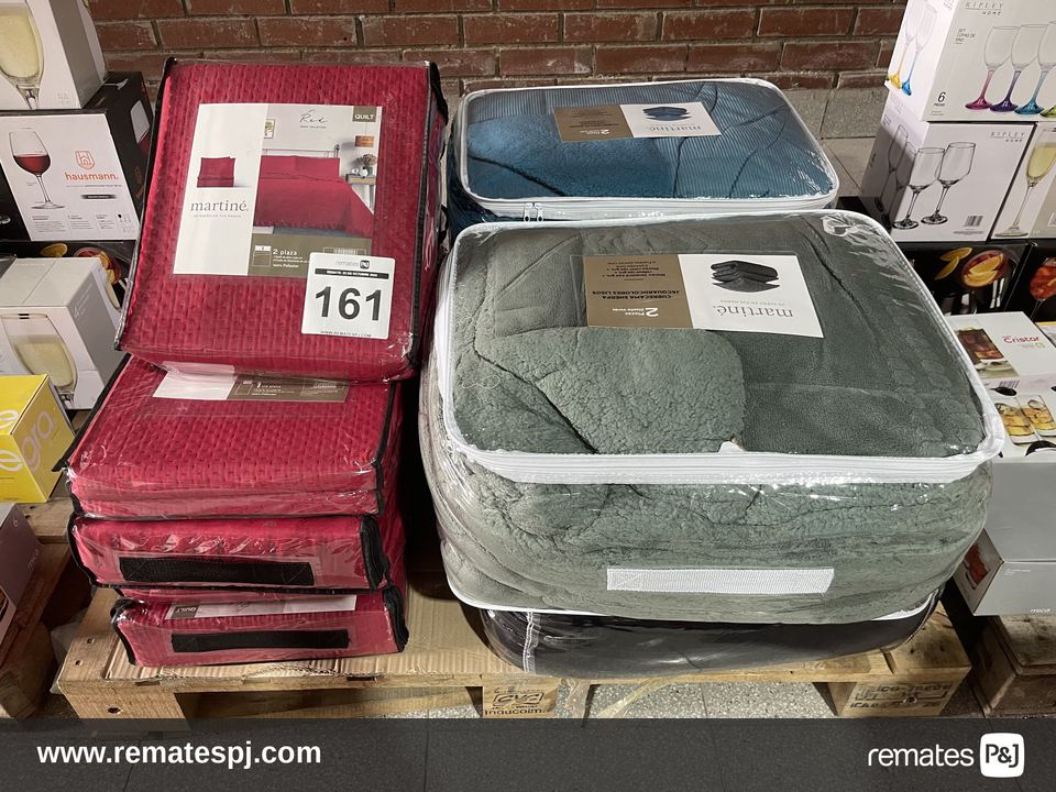 Pallet Variedad de Ropa para Cama
