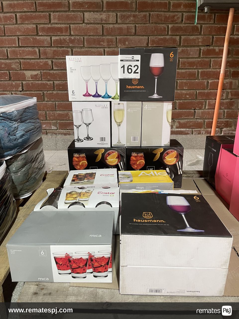 Variedad de Set de Copas y Vasos de Cristal