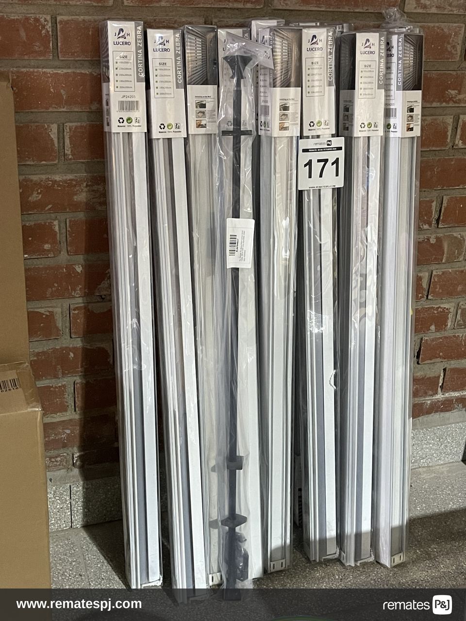 VARIEDAD DE CORTINAS ENRROLLABLES