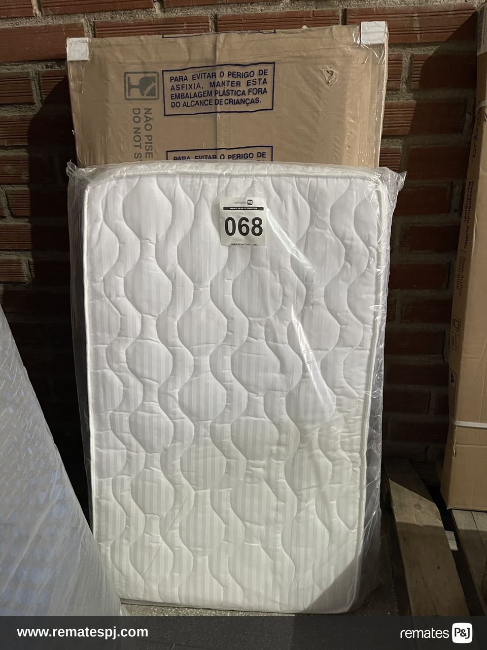 Colchón de Espuma medida 110x70 - Blanco + Cuna Con Cómoda Mi Bebe