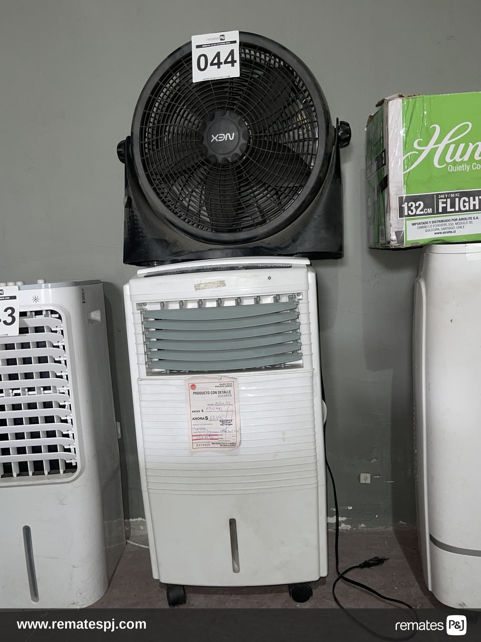 Aire Acondicionado Kendal Blanco + Ventilador de Mesa NEX Negro
