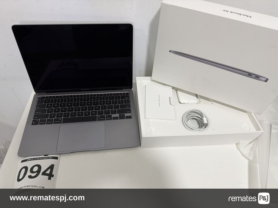 Apple MacBook Air 133 Chip M1 8GB RAM 256GB SSD Space Gray