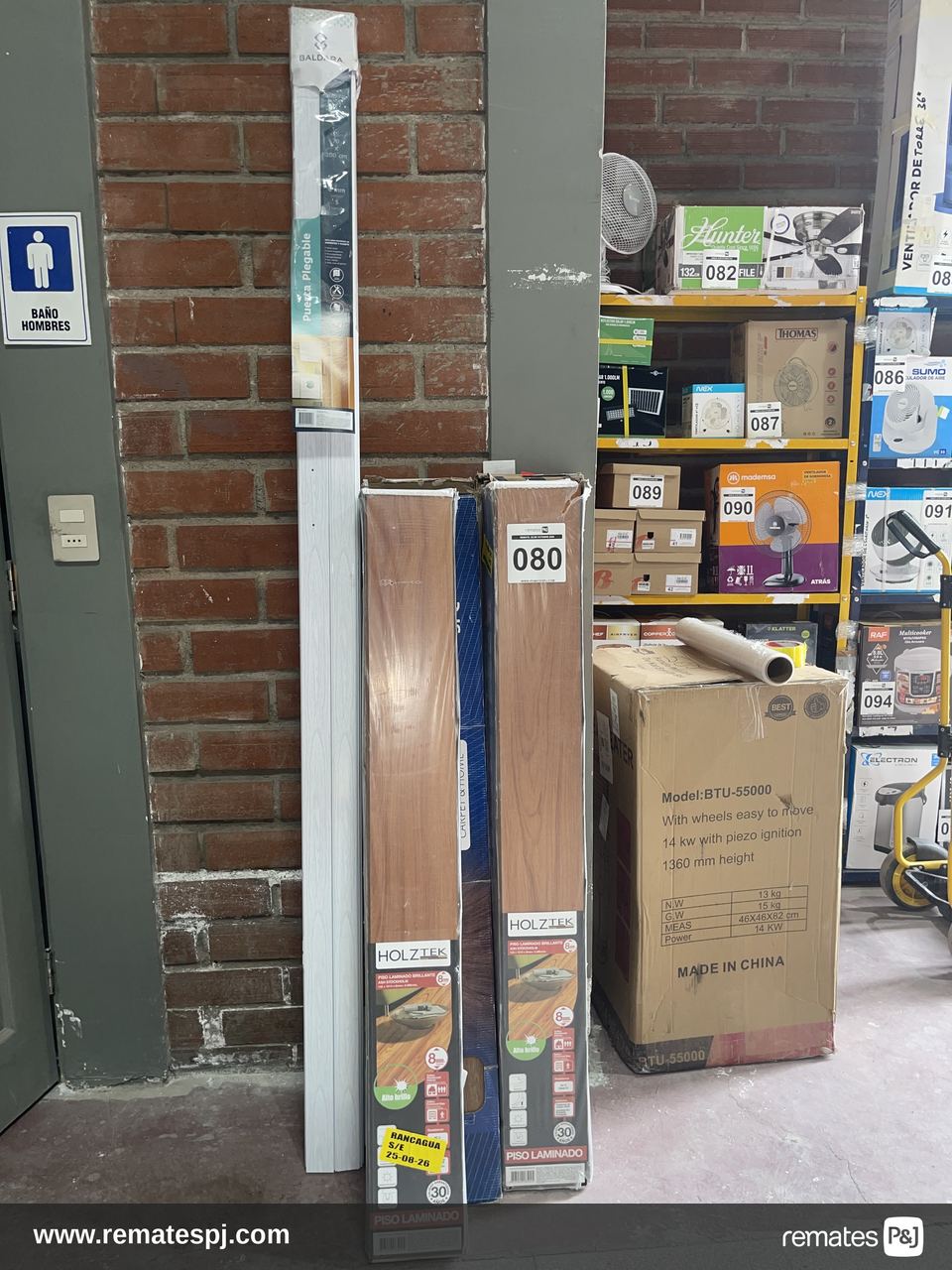 Puerta Plegable + Variedad de Pisos Vinílicos