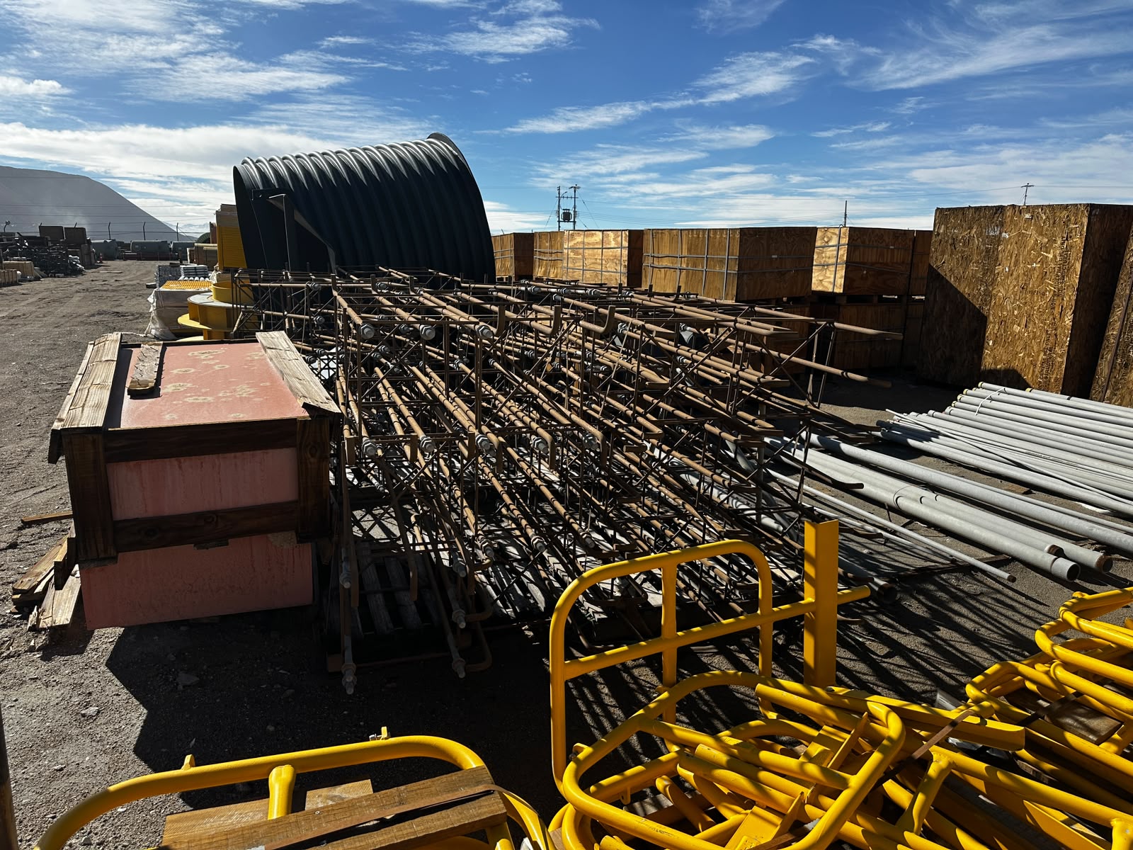 ESTRUCTURAS Y SOPORTES METÁLICOS GALVANIZADOS