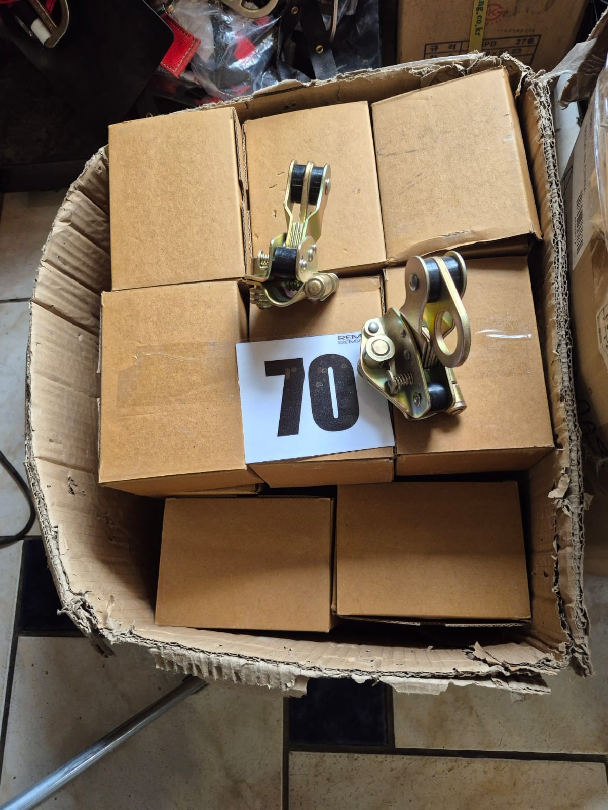 LOTE 70