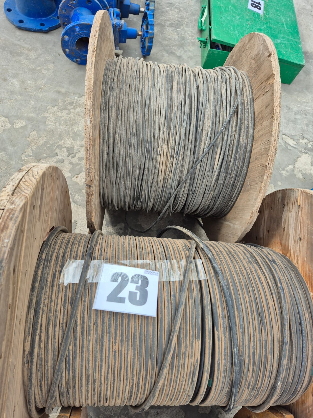 LOTE 23