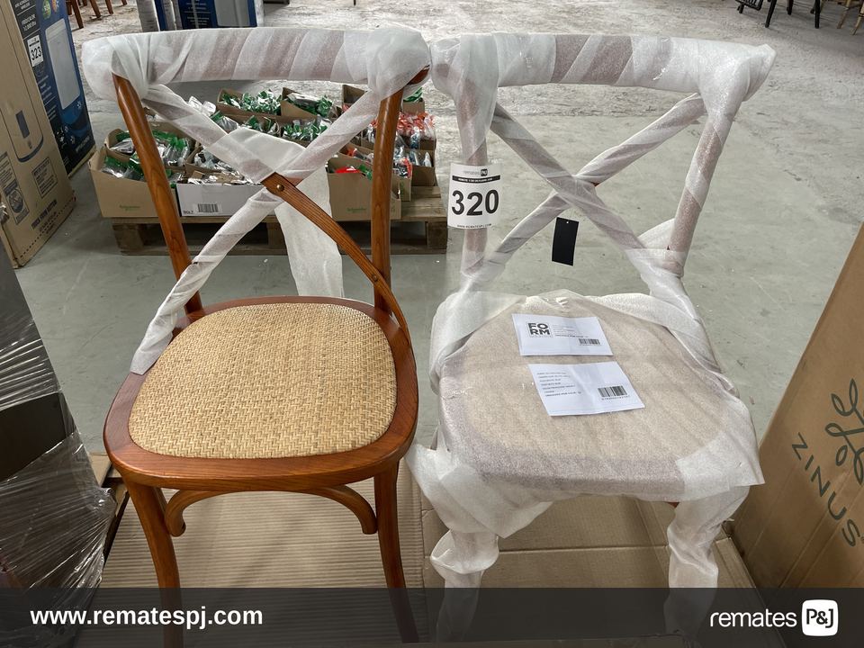 Sillas Rattan Nogal Form Design