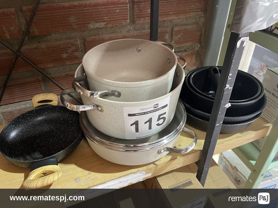SET BATERIA DE OLLAS NEGRO/CREMA