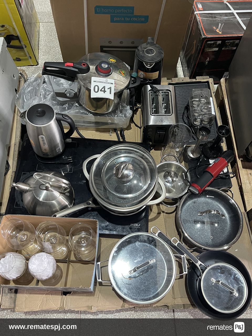 Pallet variedad de Electrodomesticos y Articulos para cocina (con detalle)