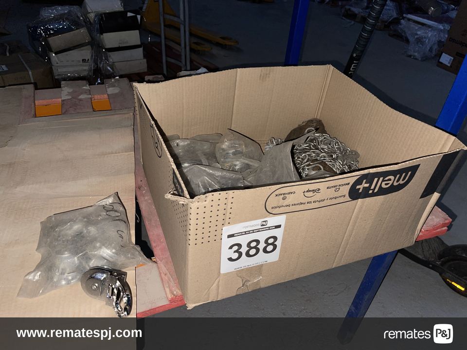 Ganchos abatibles para camionetas